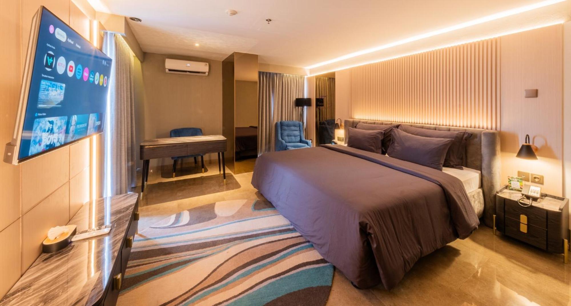 Pentacity Hotel Balikpapan Exteriör bild