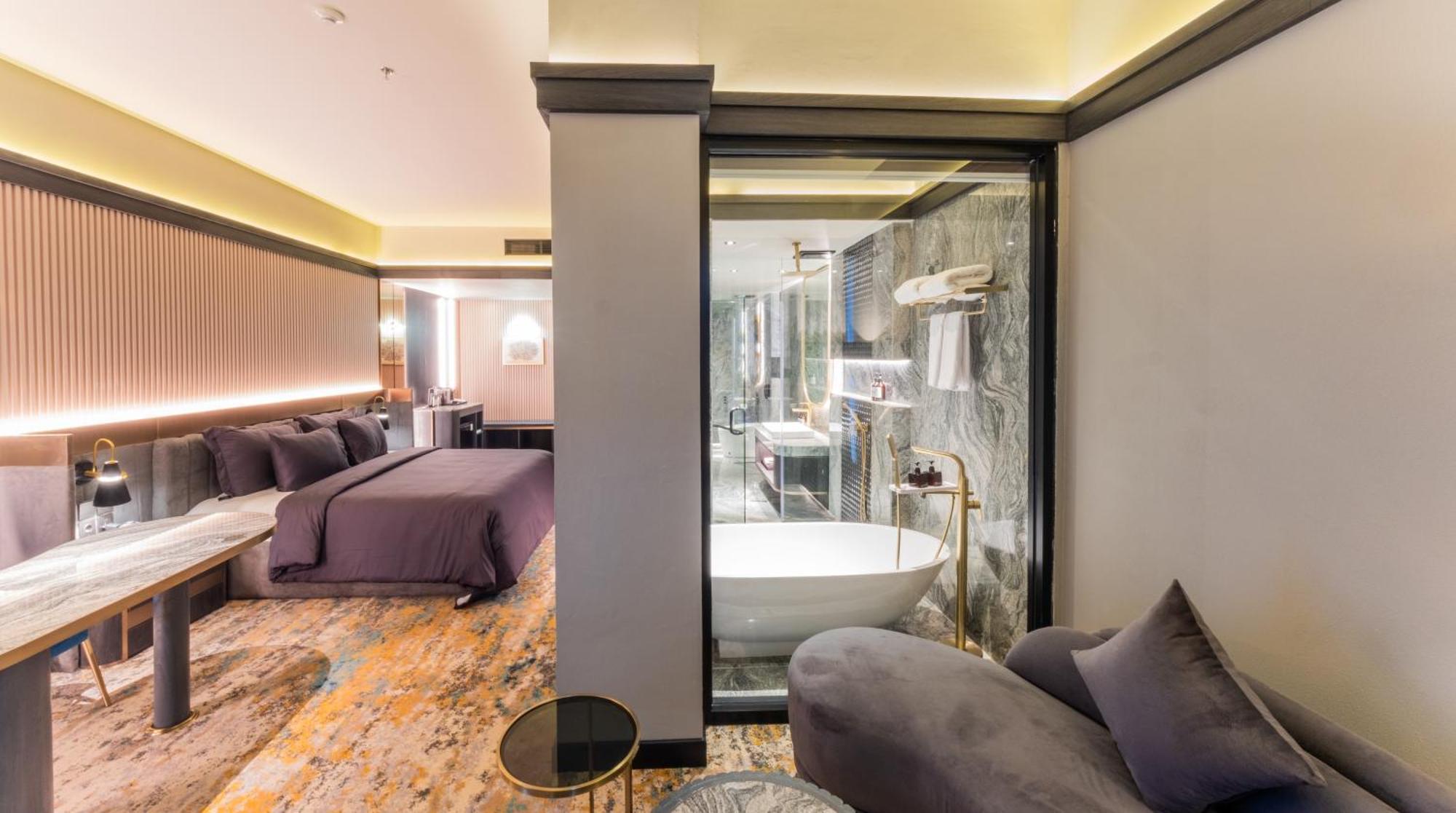 Pentacity Hotel Balikpapan Exteriör bild