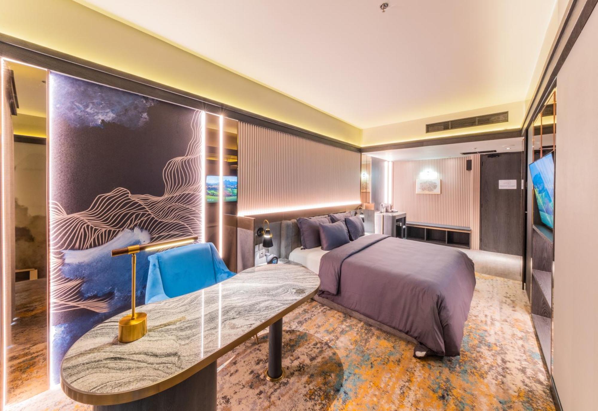 Pentacity Hotel Balikpapan Exteriör bild